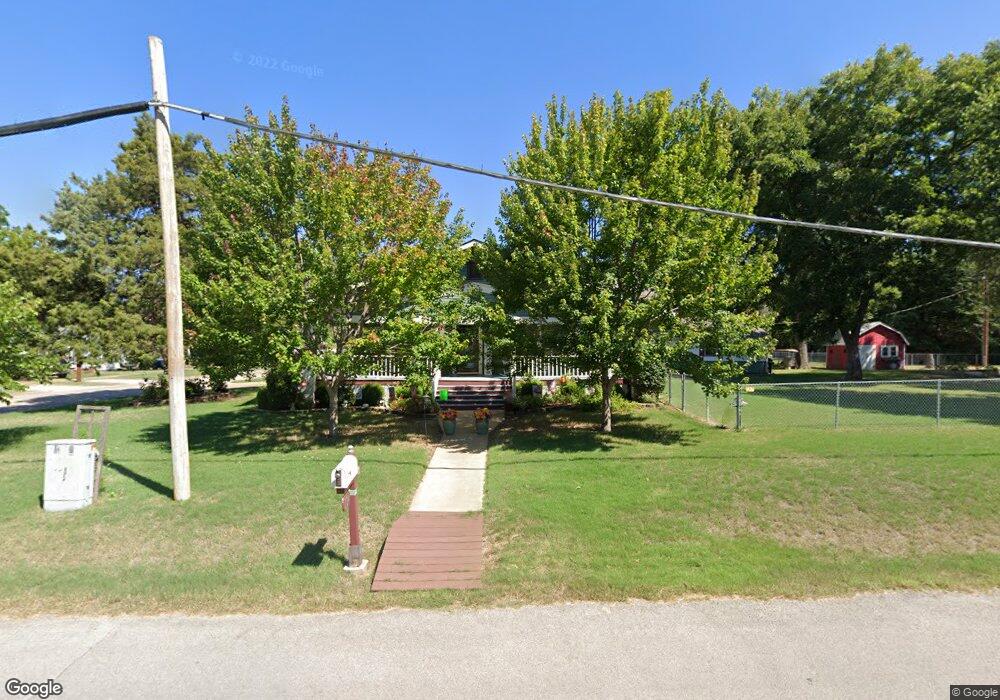 104 E 9th St, Claremore, OK 74017 - photo 1