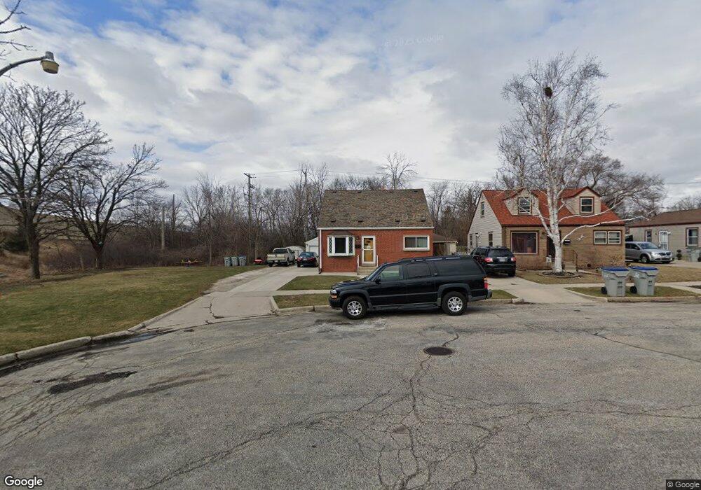 4219 S 5th Place, Milwaukee, WI 53207 - photo 1