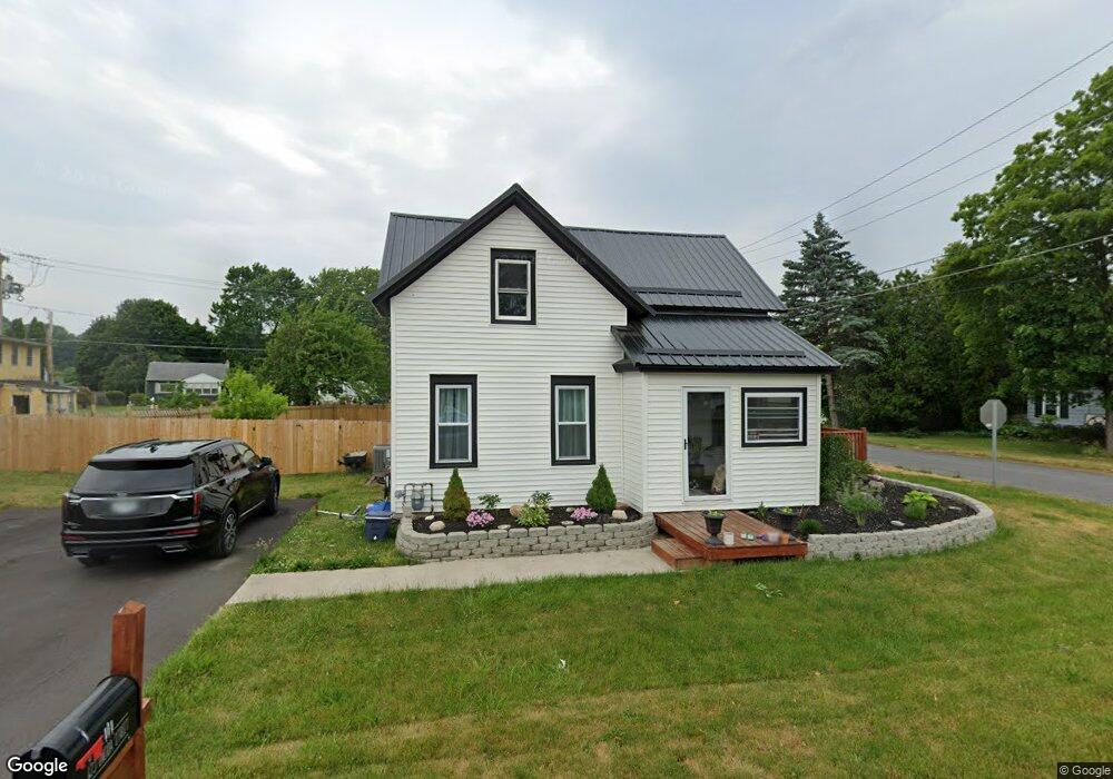 625 Oneida St, Chittenango, NY 13037 - photo 1