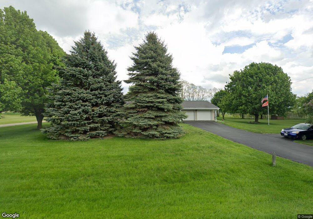 6514 Glacier Dr, West Bend, WI 53090 - photo 1