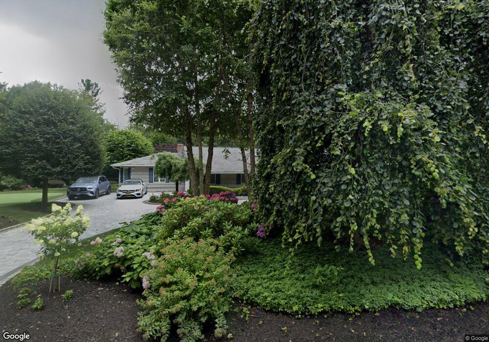 6 Chanticlare Dr, Manhasset, NY 11030 - photo 1