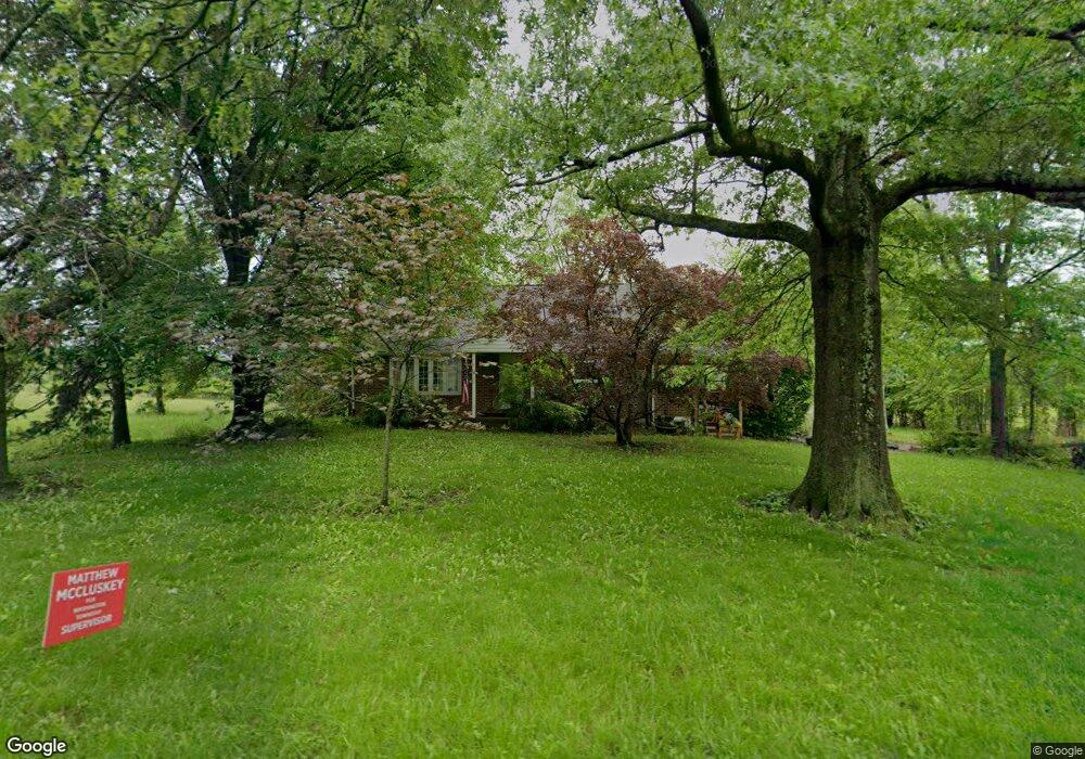 878 Hoffmansville Rd, Bechtelsville, PA 19505 - photo 1