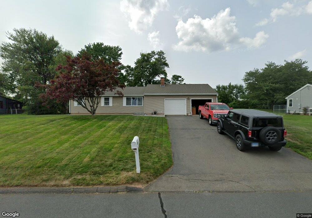 21 Winthrop Blvd, Cromwell, CT 06416 - photo 1