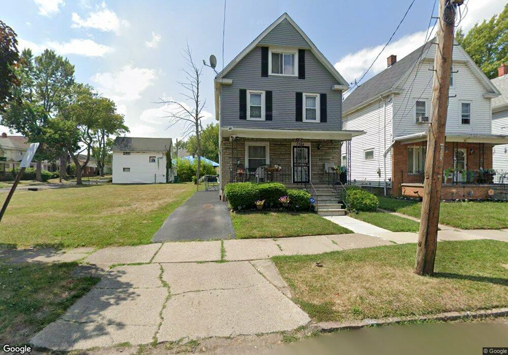 738 15th St, Niagara Falls, NY 14301 - photo 1