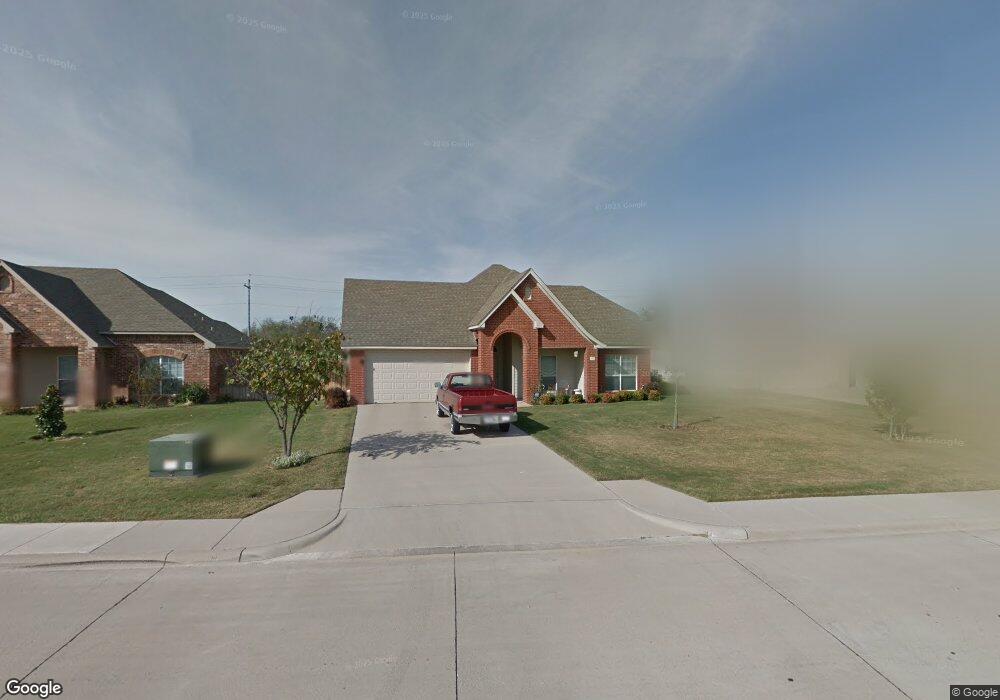 122 Pleasant View Dr, Weatherford, TX 76086 - photo 1