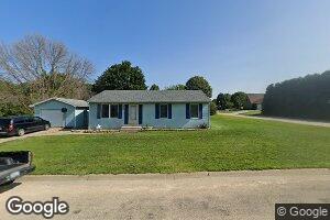 1009 6th Ave SE, Cascade, IA 52033