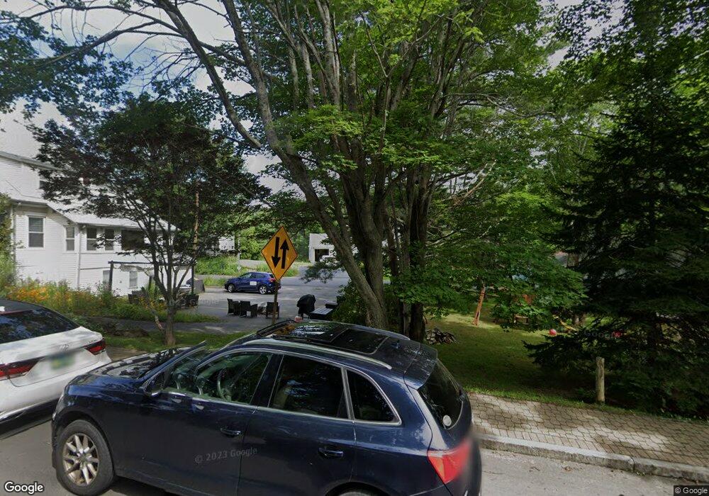 19 Pear St, Boothbay Harbor, ME 04538 - photo 1