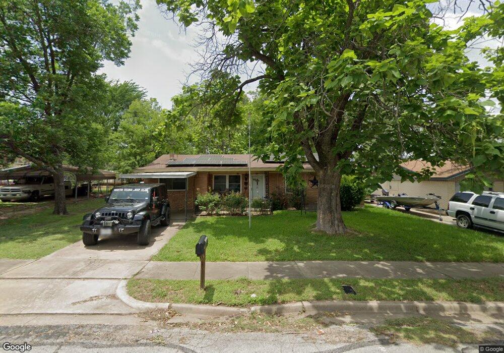 3501 Cloverleaf Dr, Waco, TX 76706 - photo 1