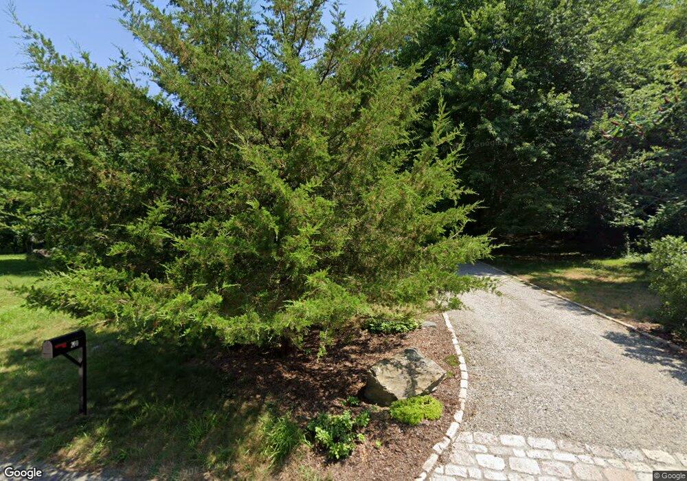 200 Gondola Ave, Jamestown, RI 02835 - photo 1