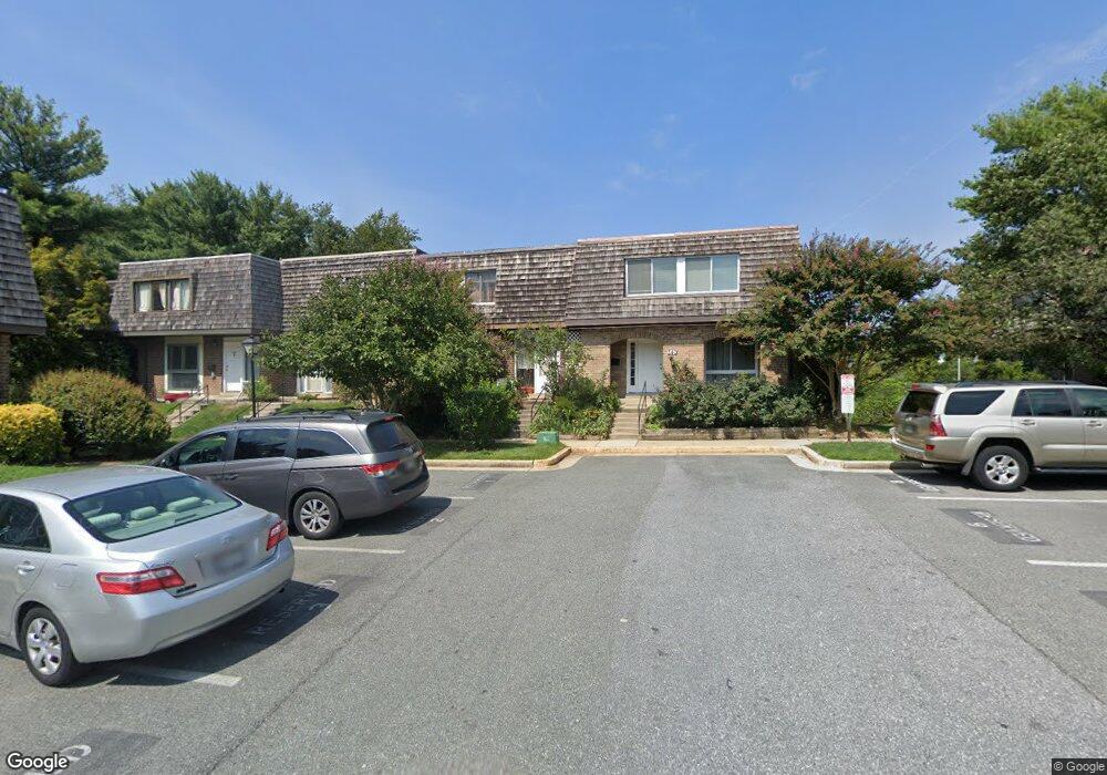 342 W Deer Park Rd, Gaithersburg, MD 20877 - photo 1