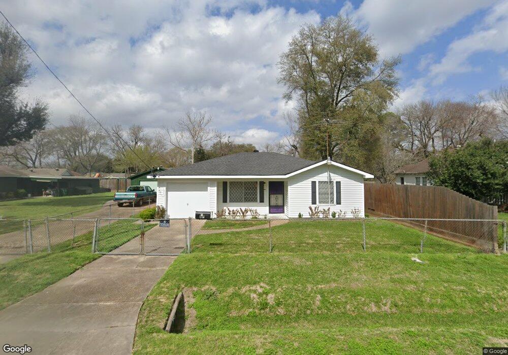 47 De Boll St, Houston, TX 77022 - photo 1