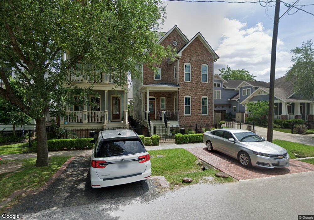 626 E 10th St, Houston, TX 77008 - photo 1