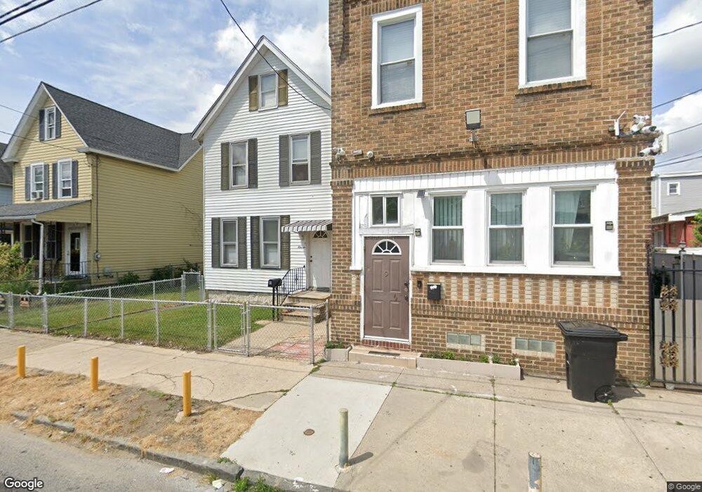 11 S 35th St, Camden, NJ 08105 - photo 1
