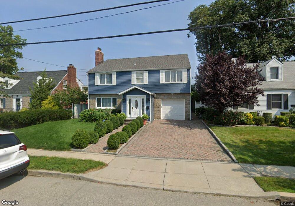 21 Holly St, Yonkers, NY 10704 - photo 1