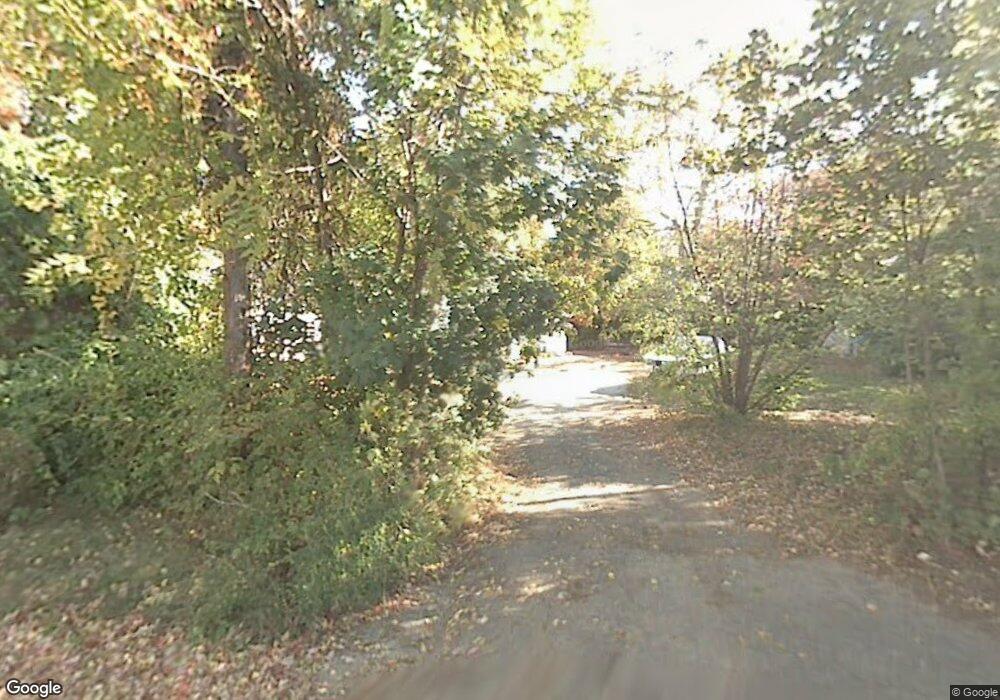 427 1/2 Center St, Manchester, CT 06040 - photo 1