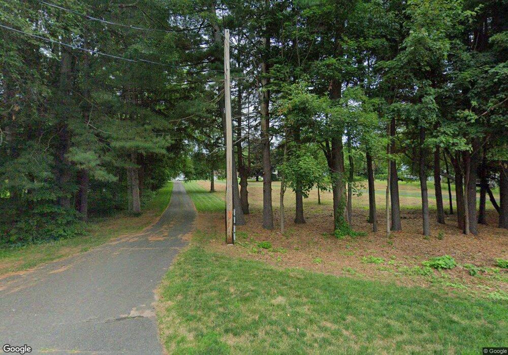 725 Mapleton Ave, Suffield, CT 06078 - photo 1