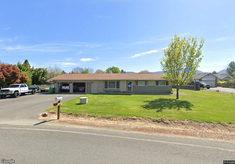 1385 Wineteer Ln, Grants Pass, OR 97527 - photo 1