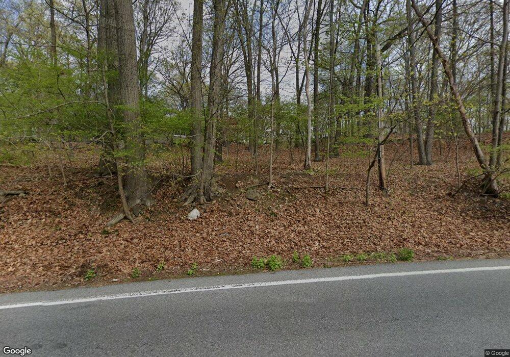 204 Furnace Dock Rd, Cortlandt Manor, NY 10567 - photo 1