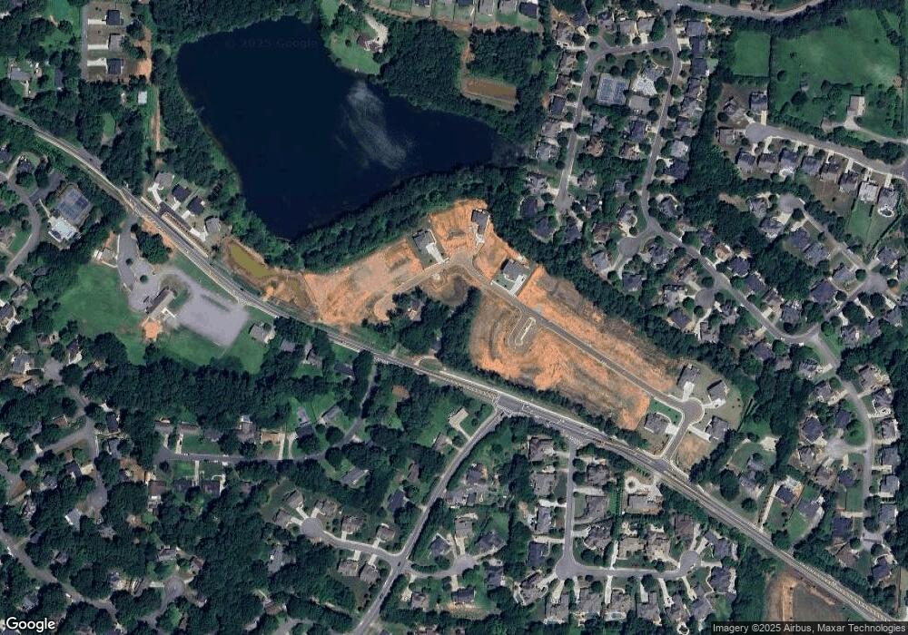 2061 Shallowford Rd, Marietta, GA 30066 - photo 1