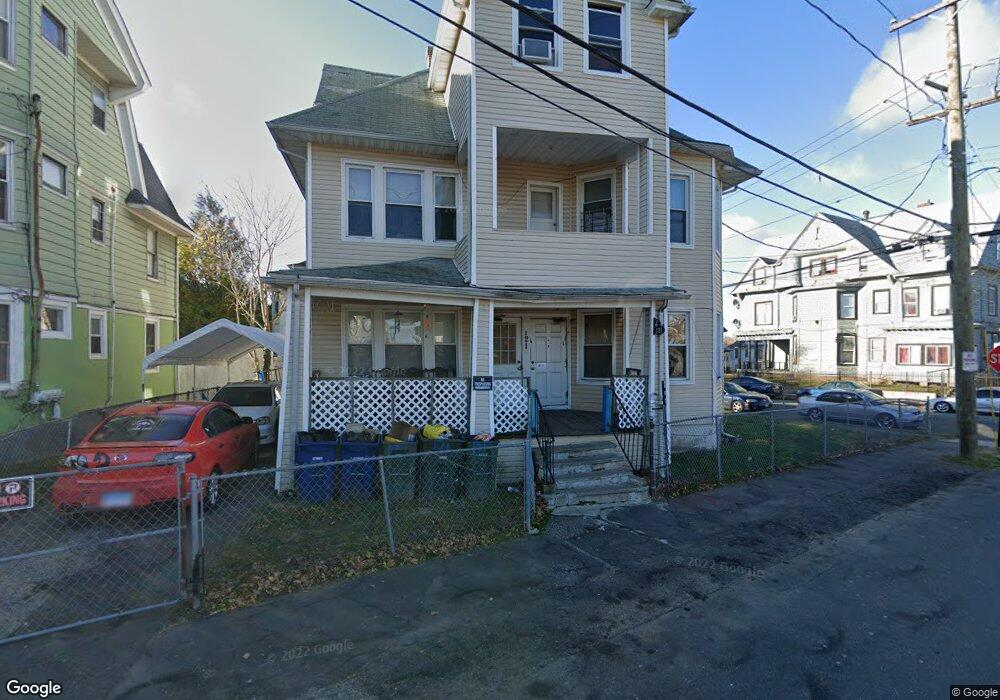 121 Calhoun Place unit 123, Bridgeport, CT 06604 - photo 1