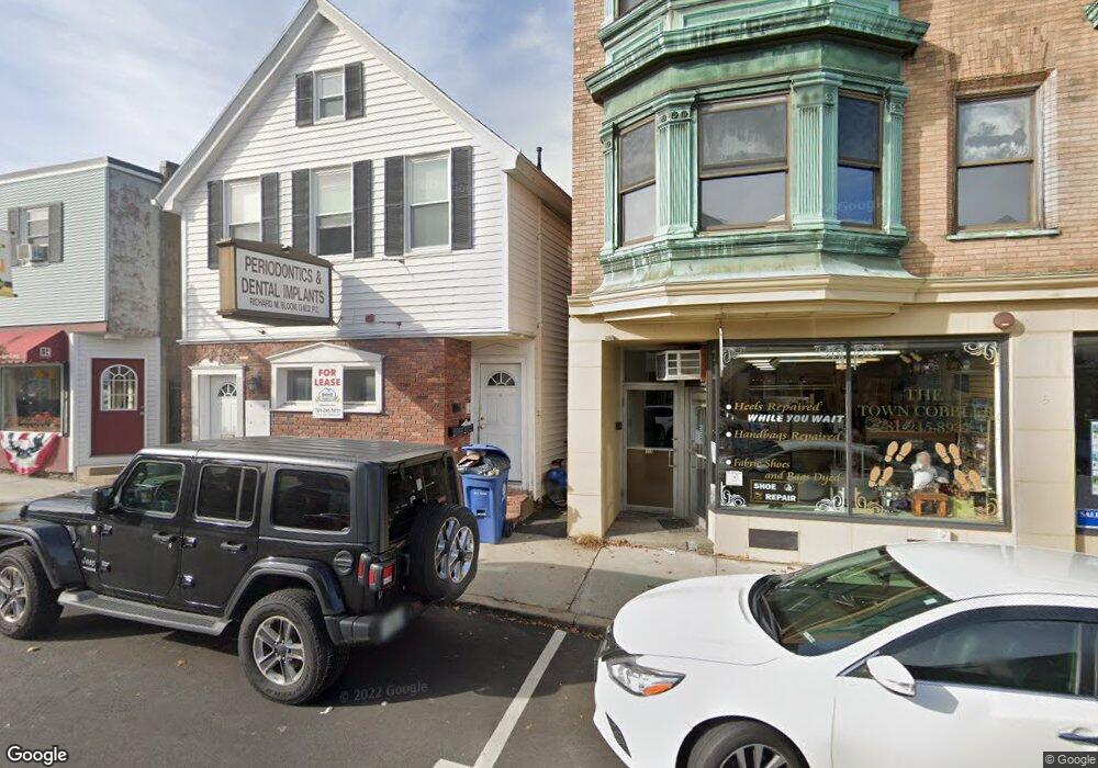 17 Albion St unit A, Wakefield, MA 01880 - photo 1