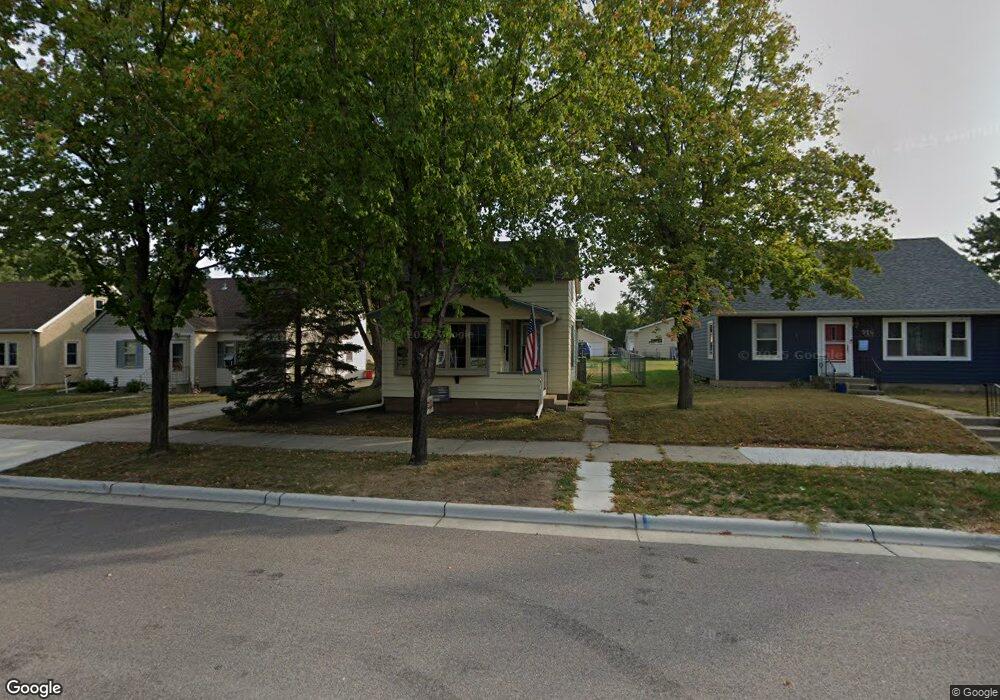 924 N Jefferson St, New Ulm, MN 56073 - photo 1