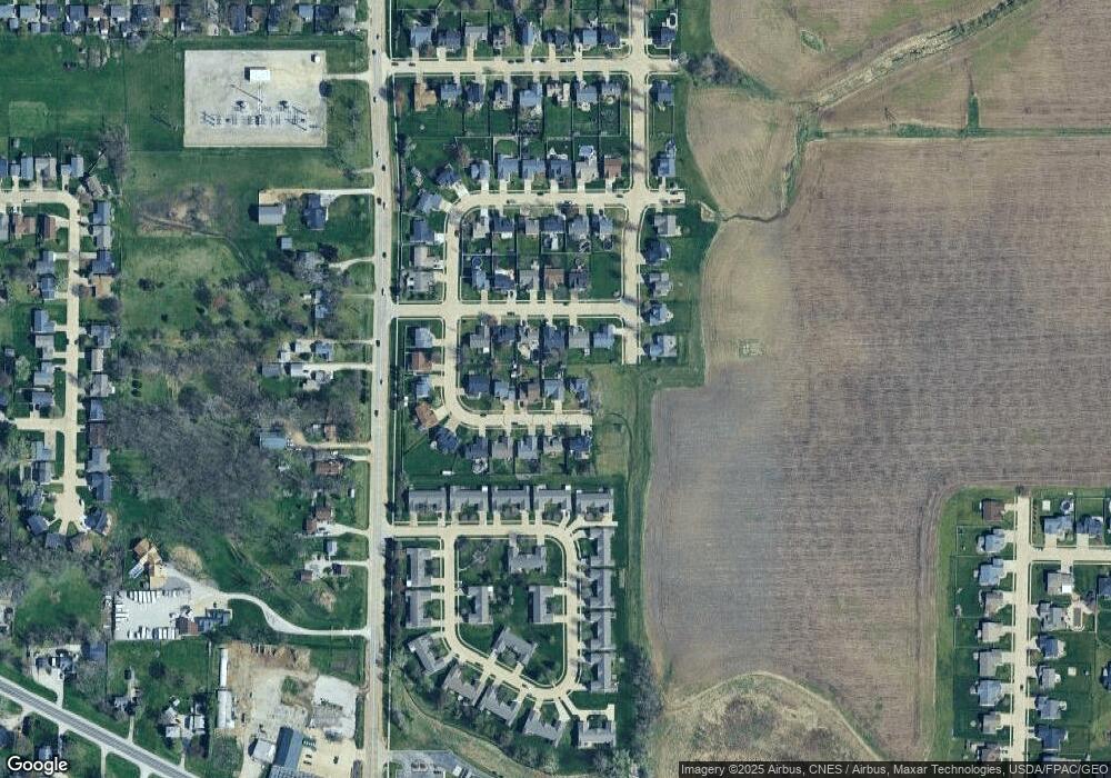 1632 W 64th St, Davenport, IA 52806 - photo 1