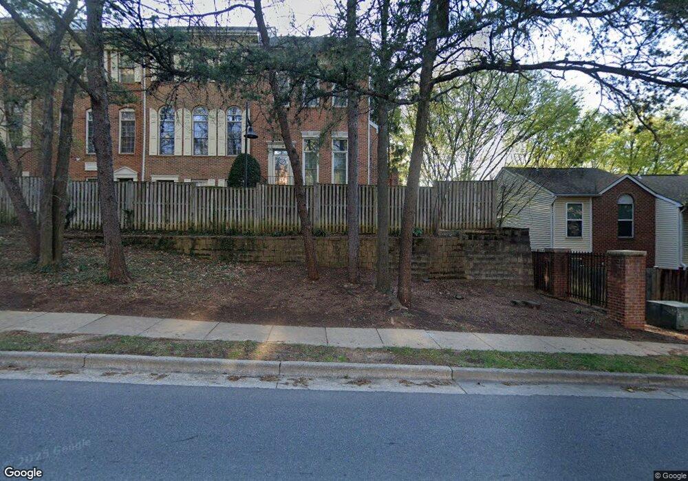 4678 W Braddock Rd, Alexandria, VA 22311 - photo 1