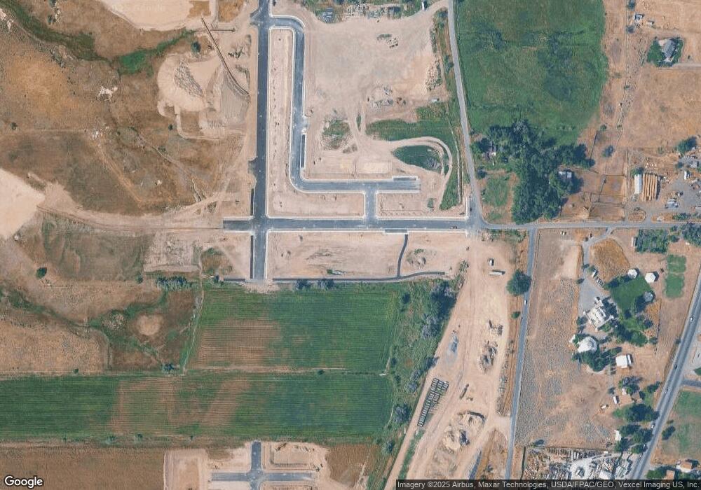 344 E Luna Cir unit 8, Spanish Fork, UT 84660 - photo 1