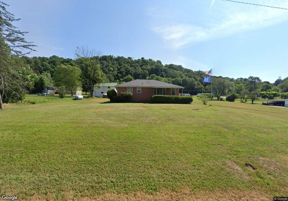 346 E 4th Ave, Watauga, TN 37694 - photo 1