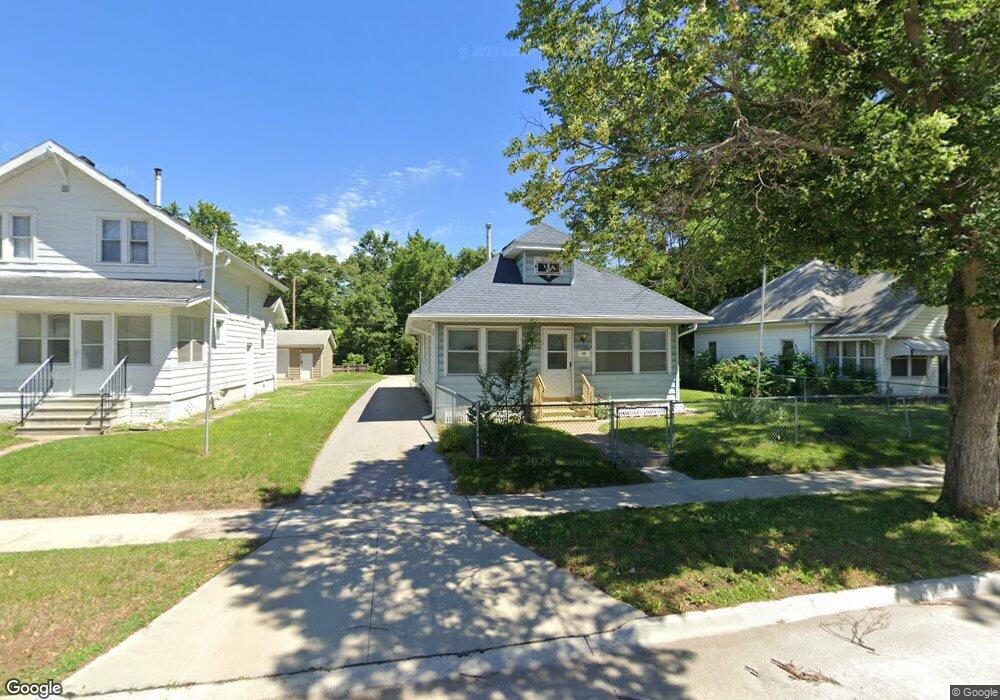 2432 E Walnut St, Des Moines, IA 50317 - photo 1