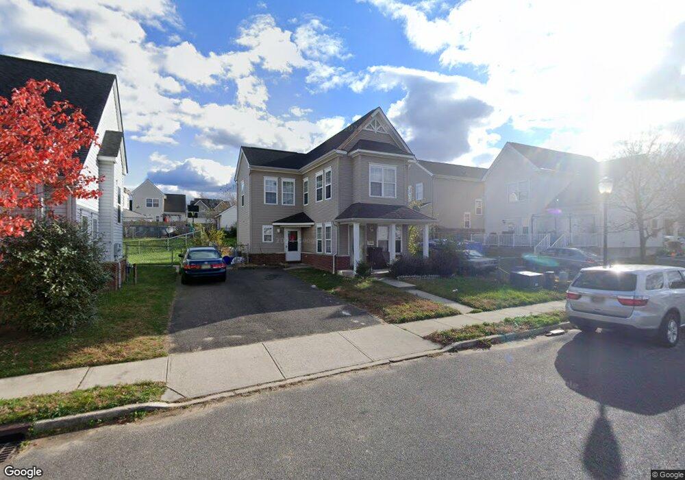 3160 Saunders St, Camden, NJ 08105 - photo 1