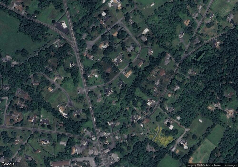 5312 Elgin Dr, Emmaus, PA 18049 - photo 1