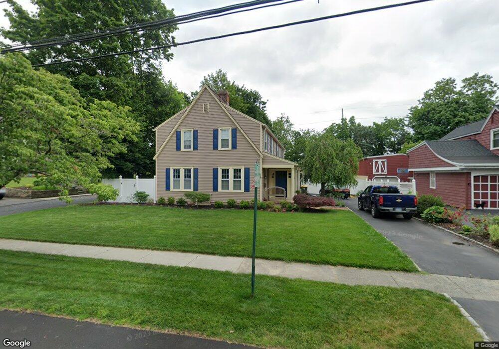 96 Ludlowe Rd, Fairfield, CT 06824 - photo 1