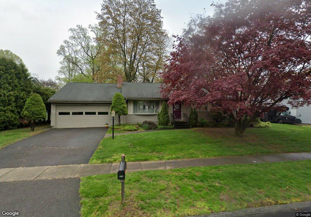 220 Deerfield Dr, Stratford, CT 06614 - photo 1