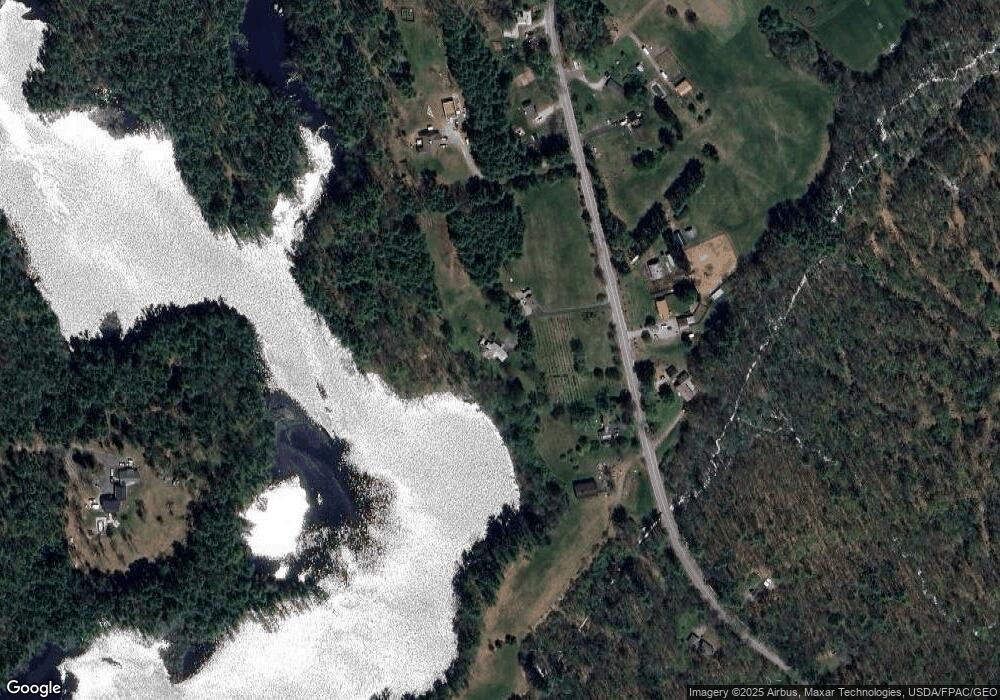 79 Mouse Ln, Alfred, ME 04002 - photo 1