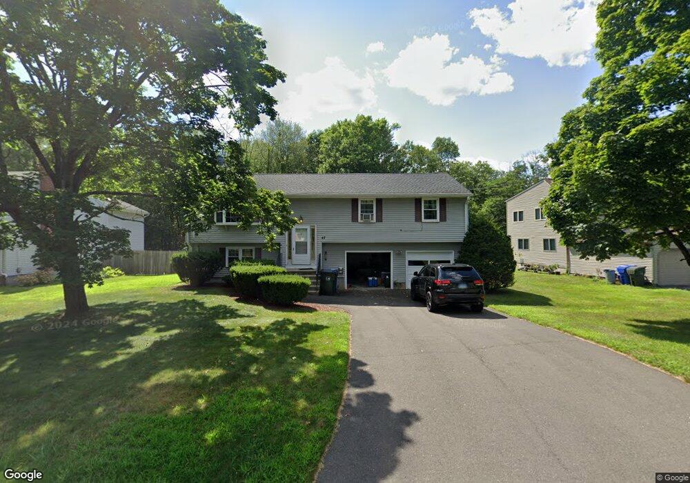 47 Nathan Hale Dr, Newington, CT 06111 - photo 1