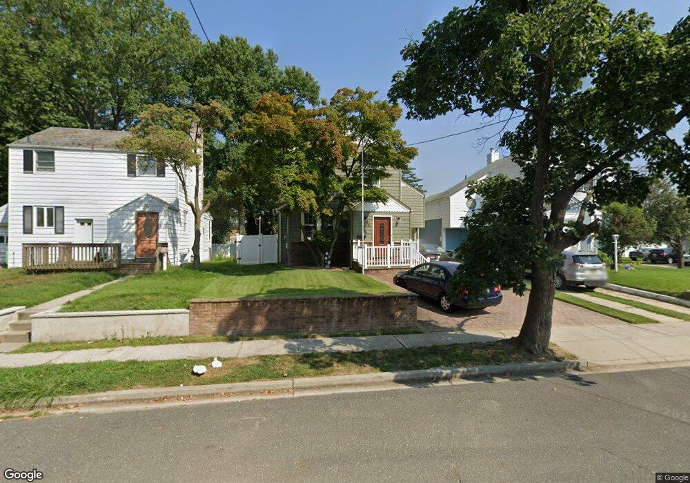 11 Gotham St, Valley Stream, NY 11581 - photo 1