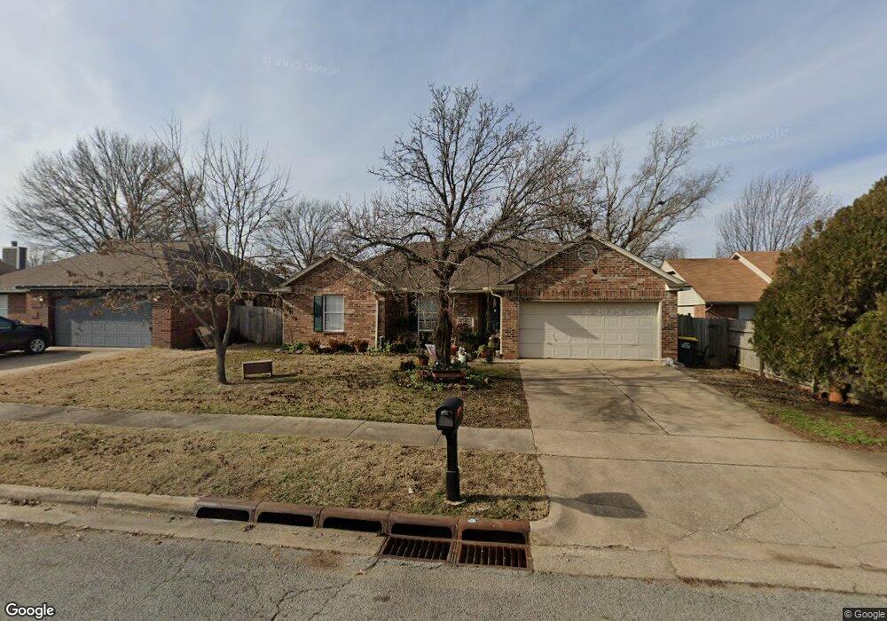 13114 S Maple Place, Glenpool, OK 74033 - photo 1