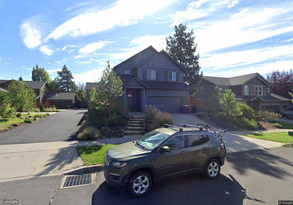 19635 SW Harvard Ct, Bend, OR 97702 - photo 1