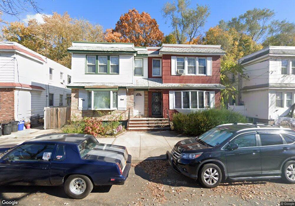 13407 Hawtree St, Ozone Park, NY 11417 - photo 1