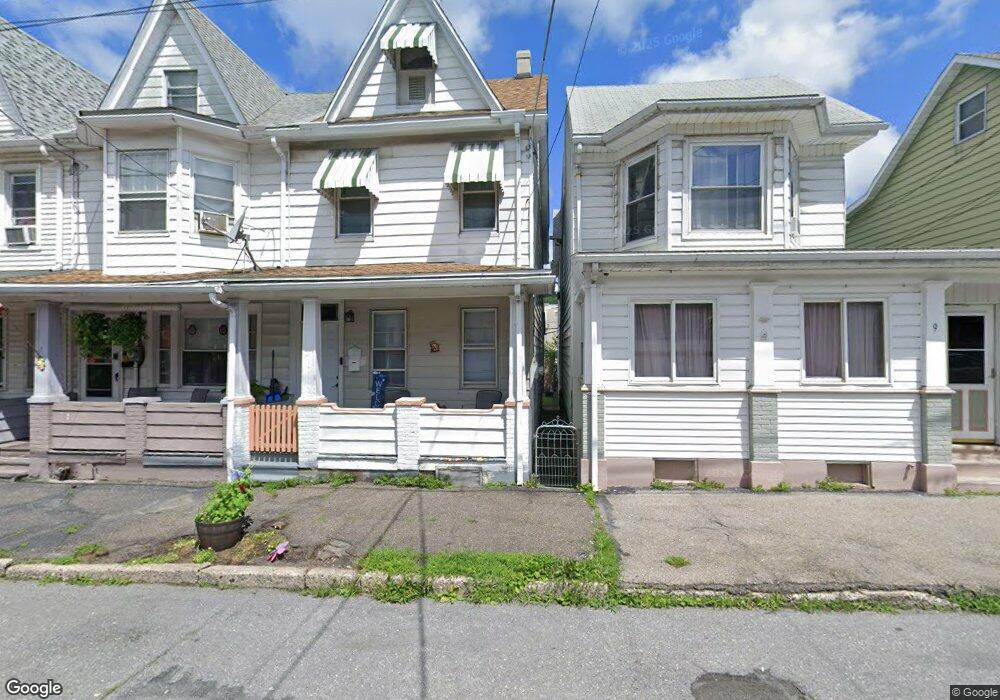 13 W Bertsch St, Lansford, PA 18232 - photo 1