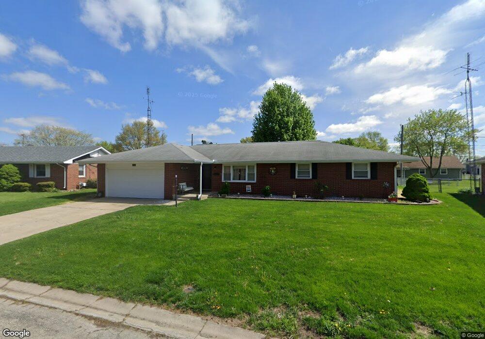 120 Churchill Ln, Lincoln, IL 62656 - photo 1