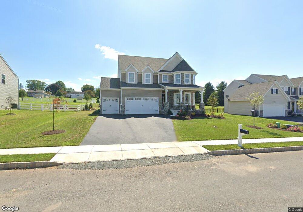 12 Sovereign Dr, Douglassville, PA 19518 - photo 1