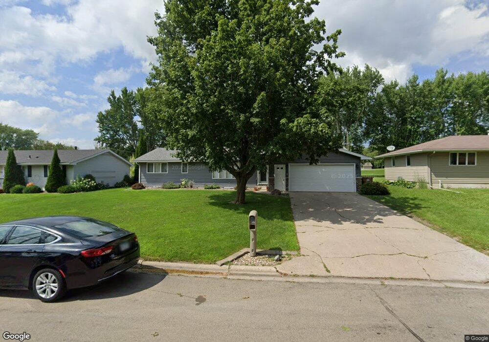 1726 Southview Ln, Albert Lea, MN 56007 - photo 1