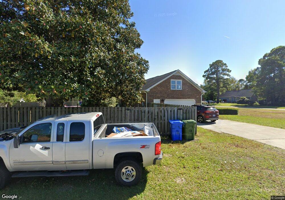 301 Rl Honeycutt Dr, Wilmington, NC 28412 - photo 1