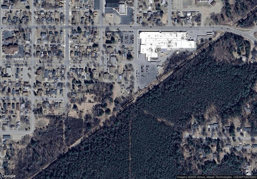 28 S 8th St, Tomahawk, WI 54487 - photo 1