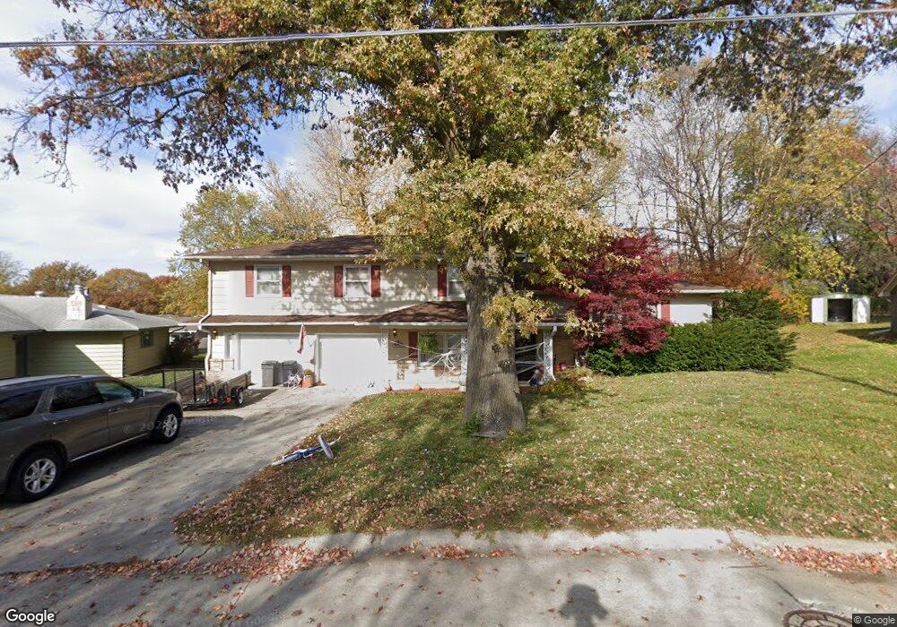 402 Linden Ave, Shenandoah, IA 51601 - photo 1