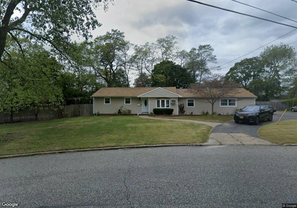 2620 Falcon Ave, Medford, NY 11763 - photo 1