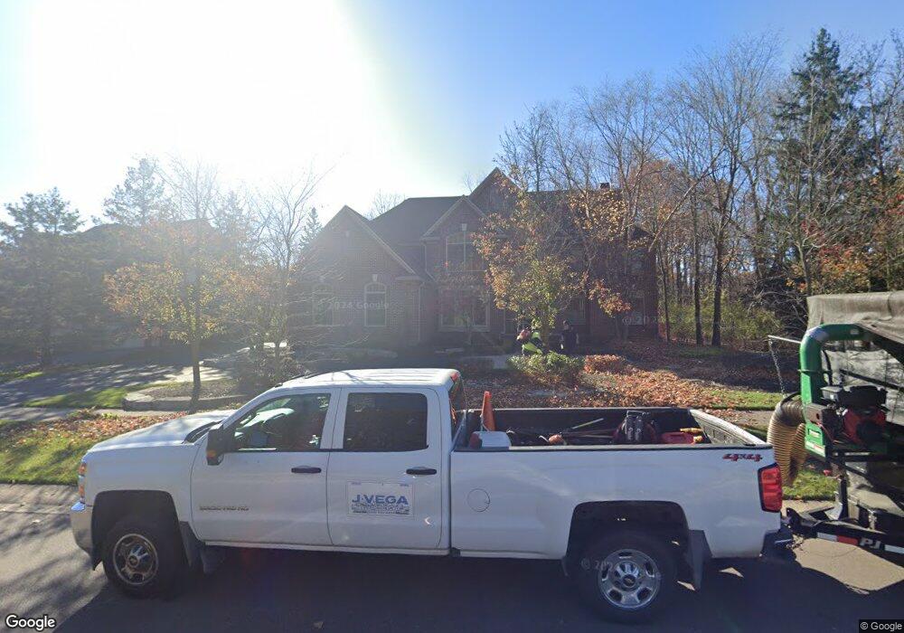 6936 Carlyle Crossing, West Bloomfield, MI 48322 - photo 1